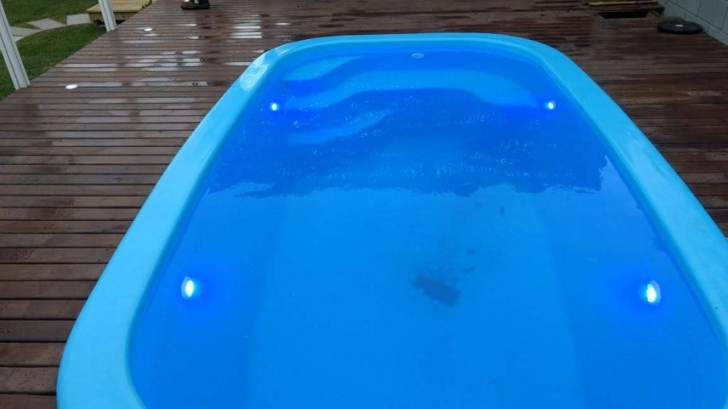 Serviços de piscinas de concreto, vinil e fibra Serviços de piscinas de concreto, vinil e fibra