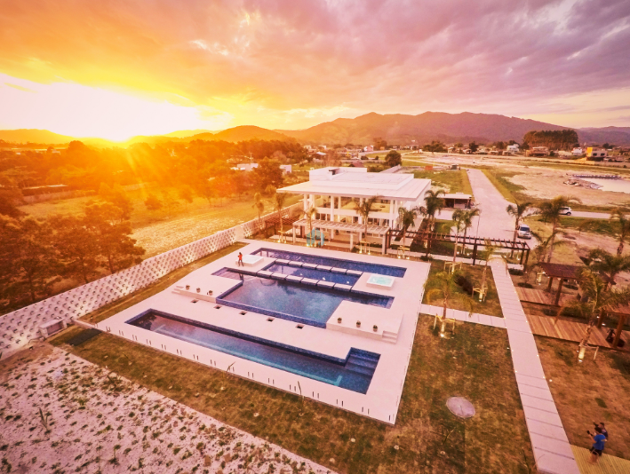 Condomínio Aqualina Lake Club Condomínio Aqualina Lake Club