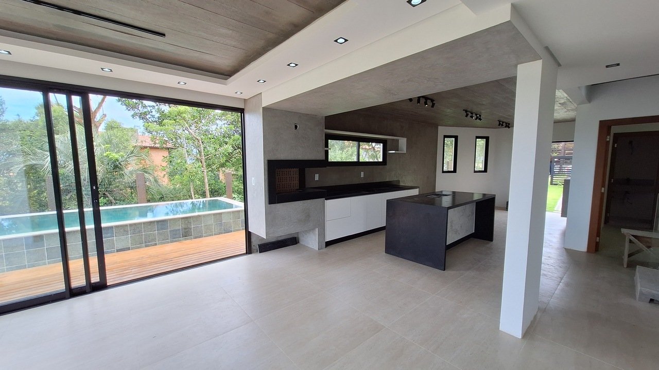 Serviços de piscinas de concreto, vinil e fibra