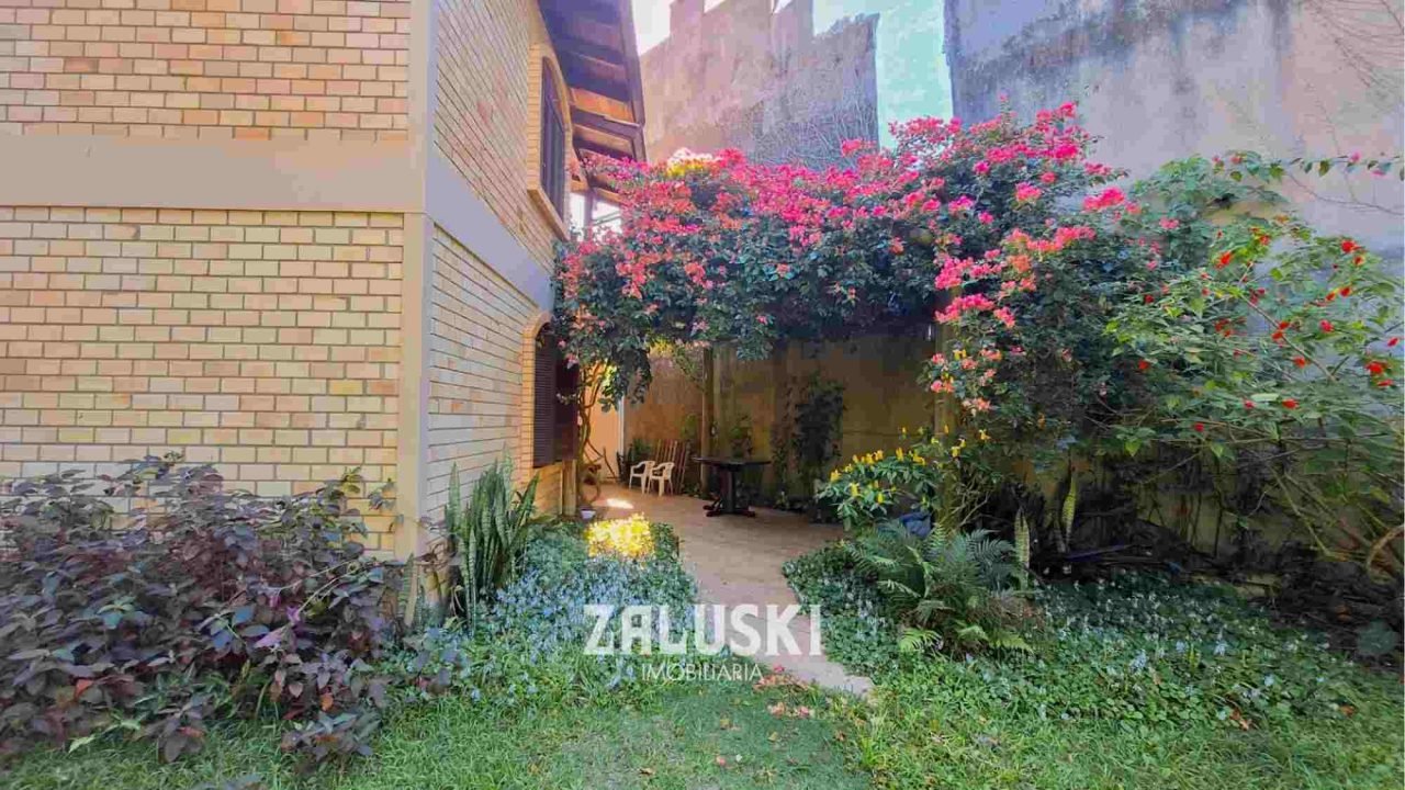 Casa a venda em Garopaba vista para o mar