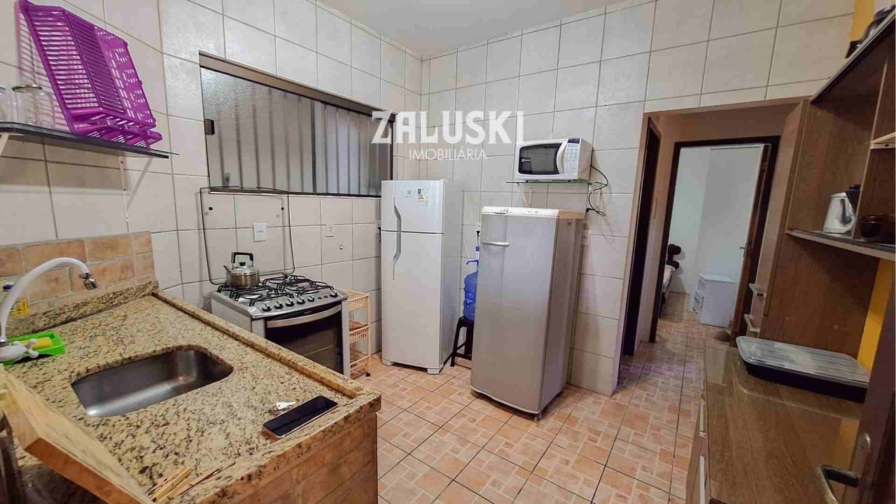 Casa a venda em Garopaba vista para o mar