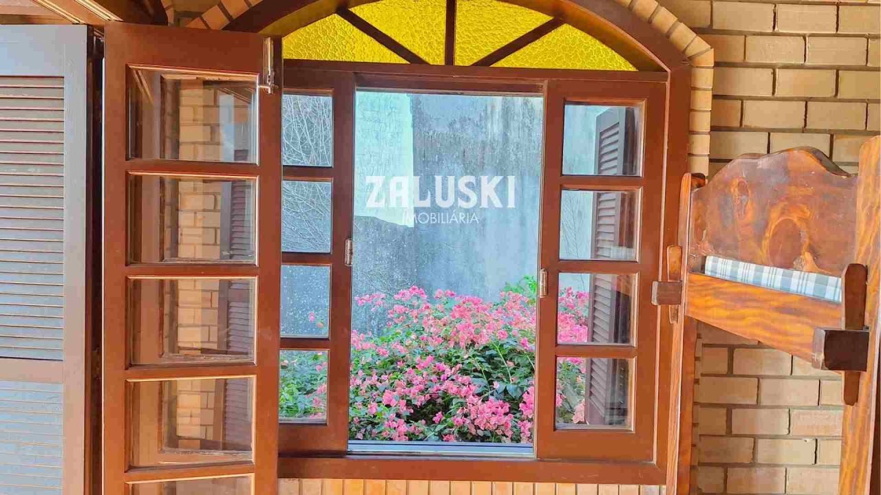 Casa a venda em Garopaba vista para o mar