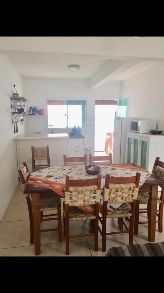 Casa a venda próximo da praia do centro de Garopaba! (96m²) Casa a venda próximo da praia do centro de Garopaba! (96m²)