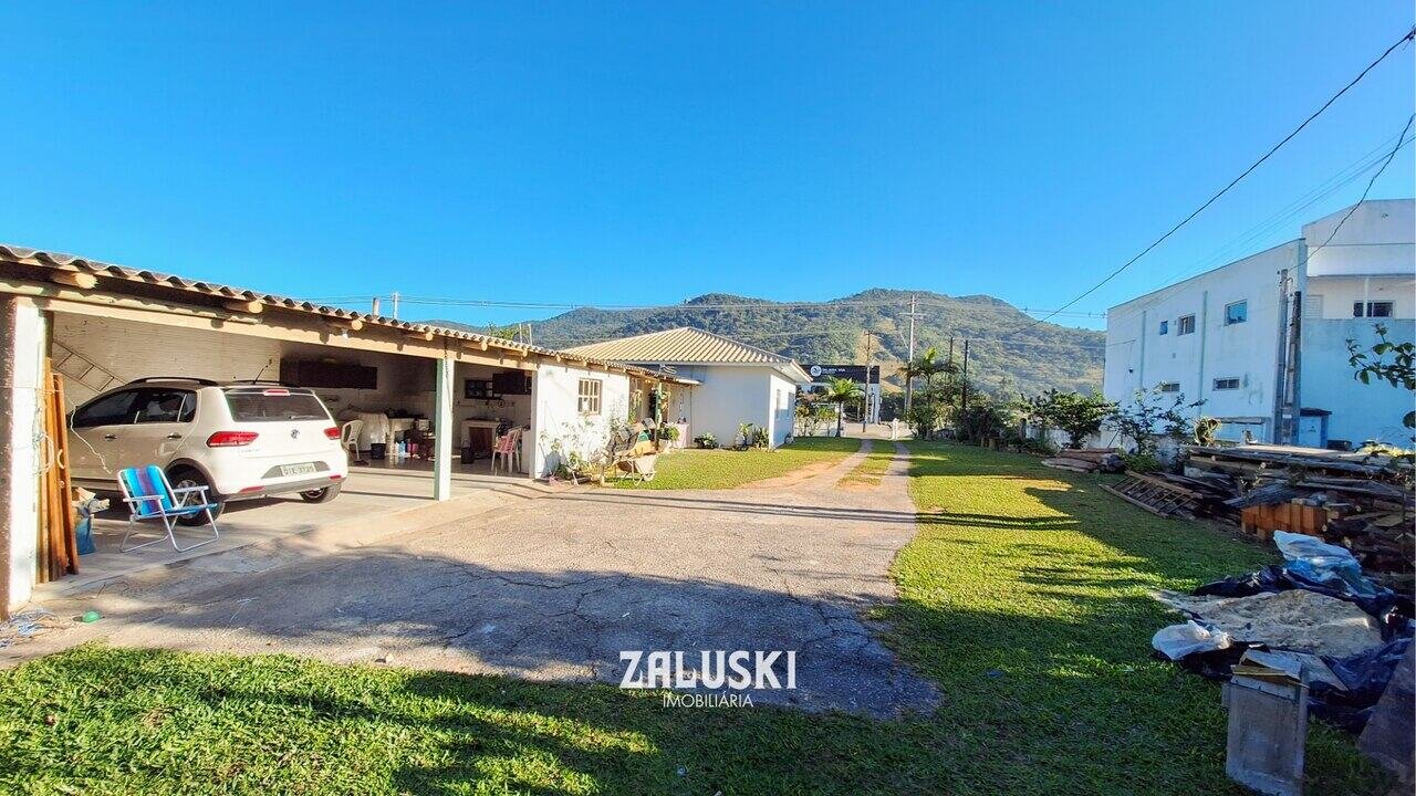 Casa à venda em Garopaba, Areias de Palhocinha (1.500m²)