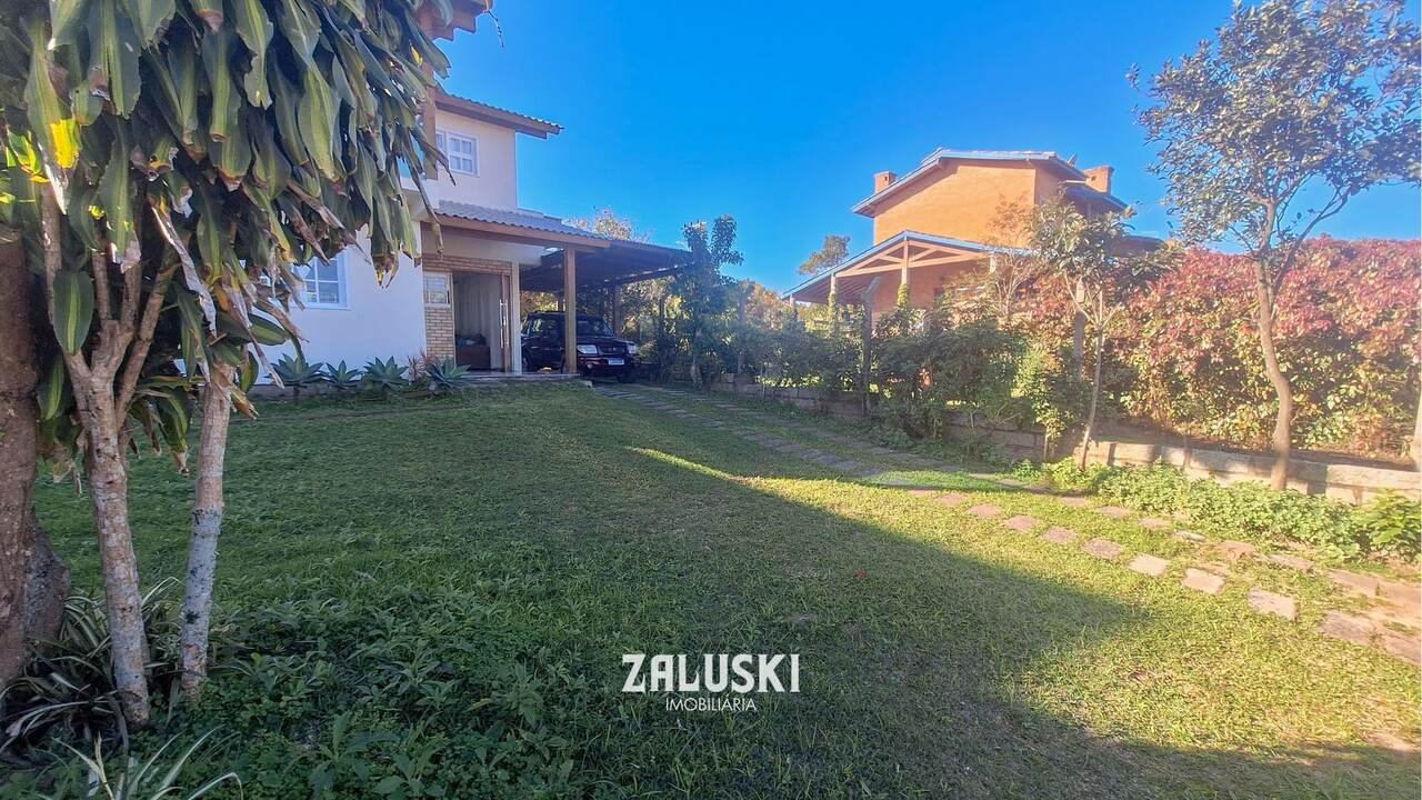 Village: Casa à venda em Garopaba (360m²)