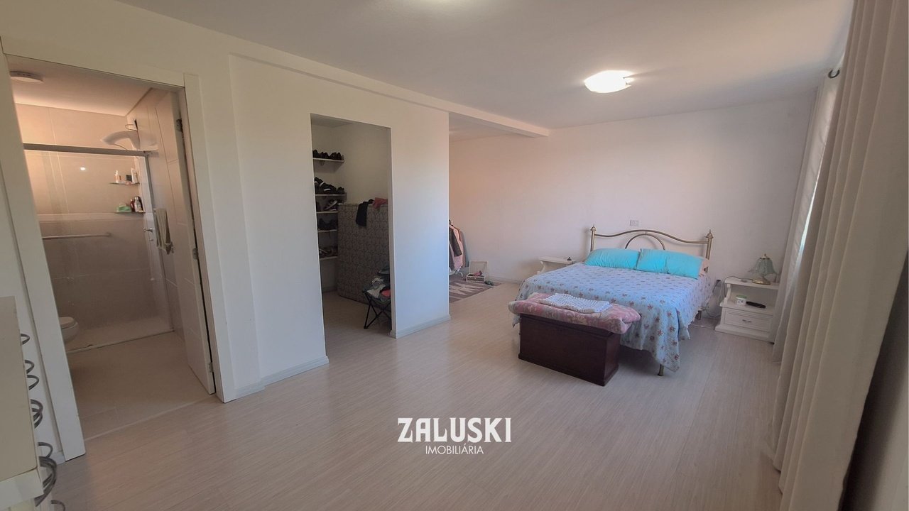 Village: Casa à venda em Garopaba (360m²)