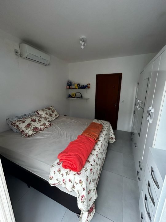 Sobrado a venda em Garopaba pertinho da praia!