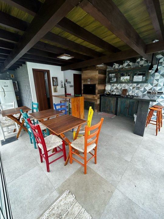 Sobrado a venda em Garopaba pertinho da praia!