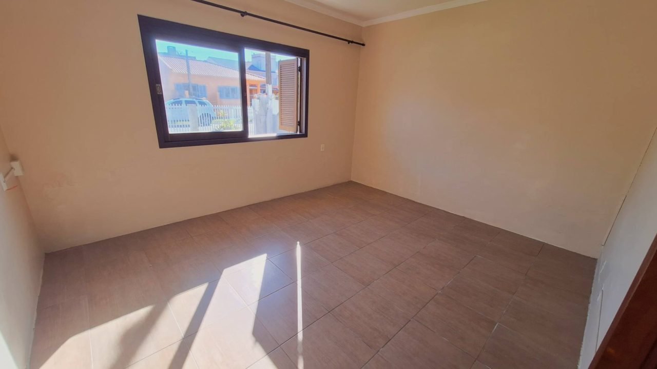 Casa com 5 dormitórios a venda em Garopaba