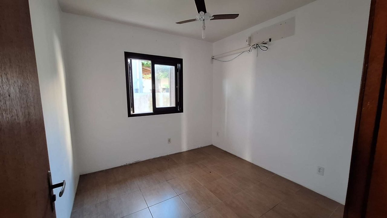 Casa com 5 dormitórios a venda em Garopaba