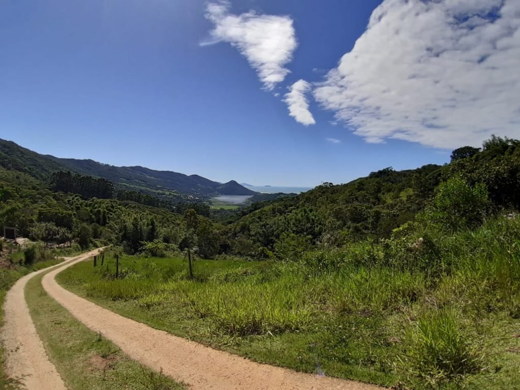 Área á venda no Macacu em Garopaba
