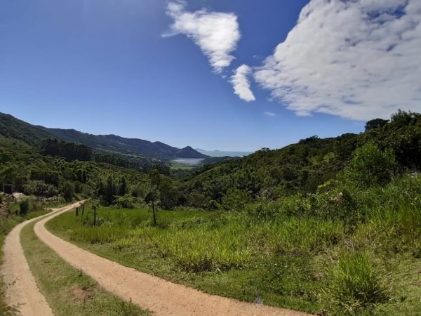 Área á venda no Macacu em Garopaba