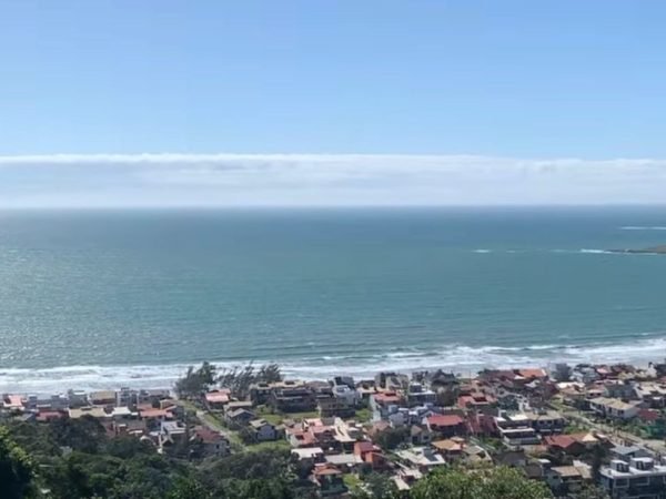 Terreno em Garopaba com vista exclusiva e 2000m²