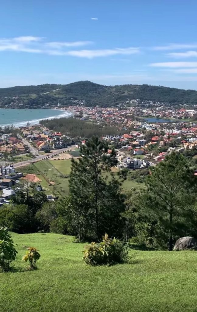 Terreno em Garopaba com vista exclusiva e 2000m²
