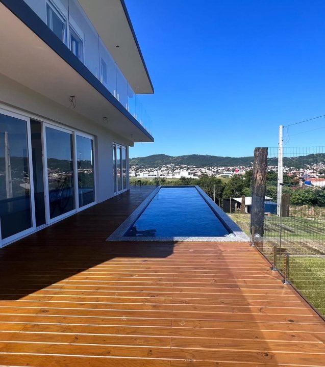 Casa em Garopaba com vista mar á venda! Casa em Garopaba com vista mar á venda!