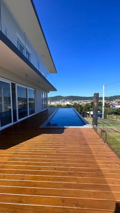 Casa em Garopaba com vista mar á venda! Casa em Garopaba com vista mar á venda!