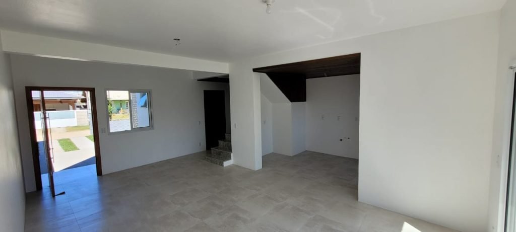 Sobrado no bairro Areias de Palhocinha em Garopaba com 2 suítes!