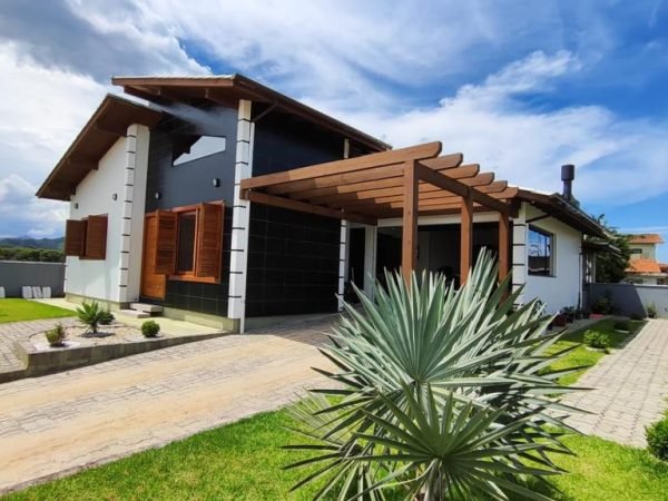 Casa á venda em Garopaba – Campo D’una, SC