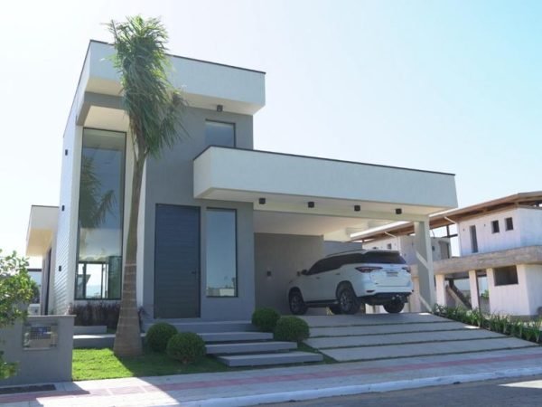 Casa de alto padrão à venda no Condomínio Rosa Internacional!