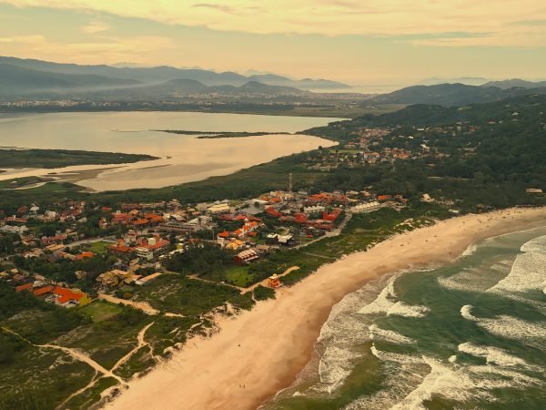 Praia da Ferrugem, Garopaba, SC! 2025
