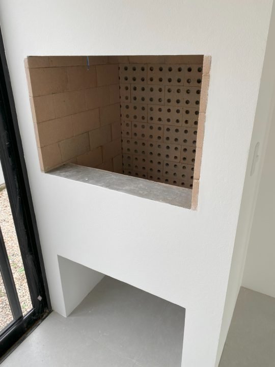 Sobrado com 2 suítes a venda em Garopaba, SC