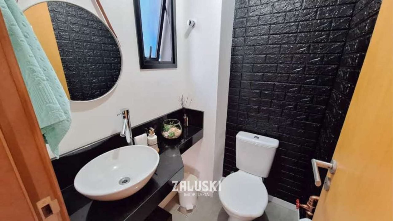 Casa à Venda no Residencial Jardim Panorâmico em Garopaba