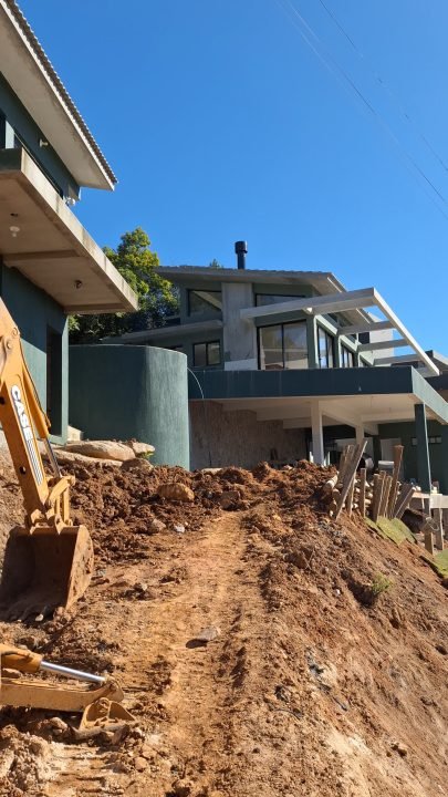 Construtora em Garopaba: Casa de Alto Padrão no bairro Siriú Construtora em Garopaba: Casa de Alto Padrão no bairro Siriú