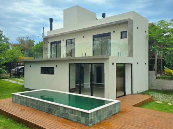 Casa á venda – Praia do Rosa – Imbituba, SC