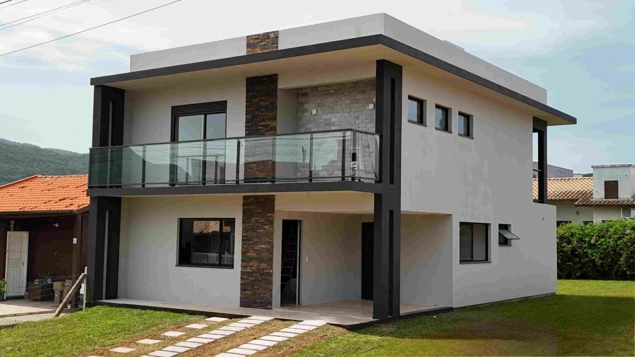 Construtora em Garopaba: Casa com 3 suítes!