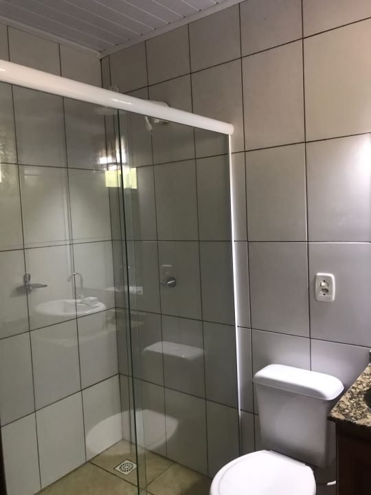 Pousada à venda no centrinho da Praia do Rosa SC!