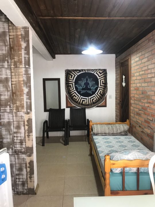 Pousada à venda no centrinho da Praia do Rosa SC!