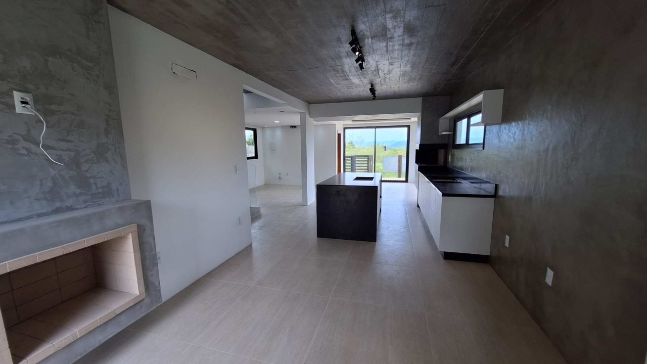 Construtora em Garopaba – Casa venda na Praia do Rosa Construtora em Garopaba – Casa venda na Praia do Rosa