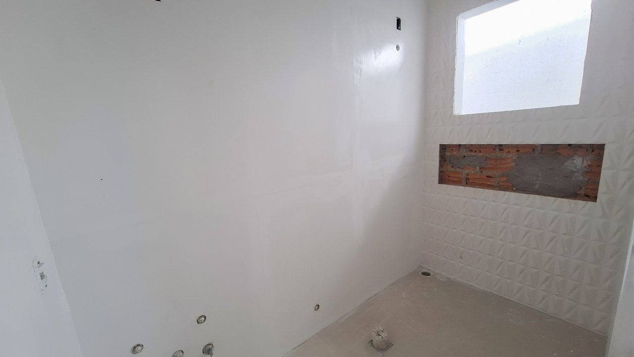 Casa à venda em Garopaba – Com piscina e perto do mar! Casa à venda em Garopaba – Com piscina e perto do mar!