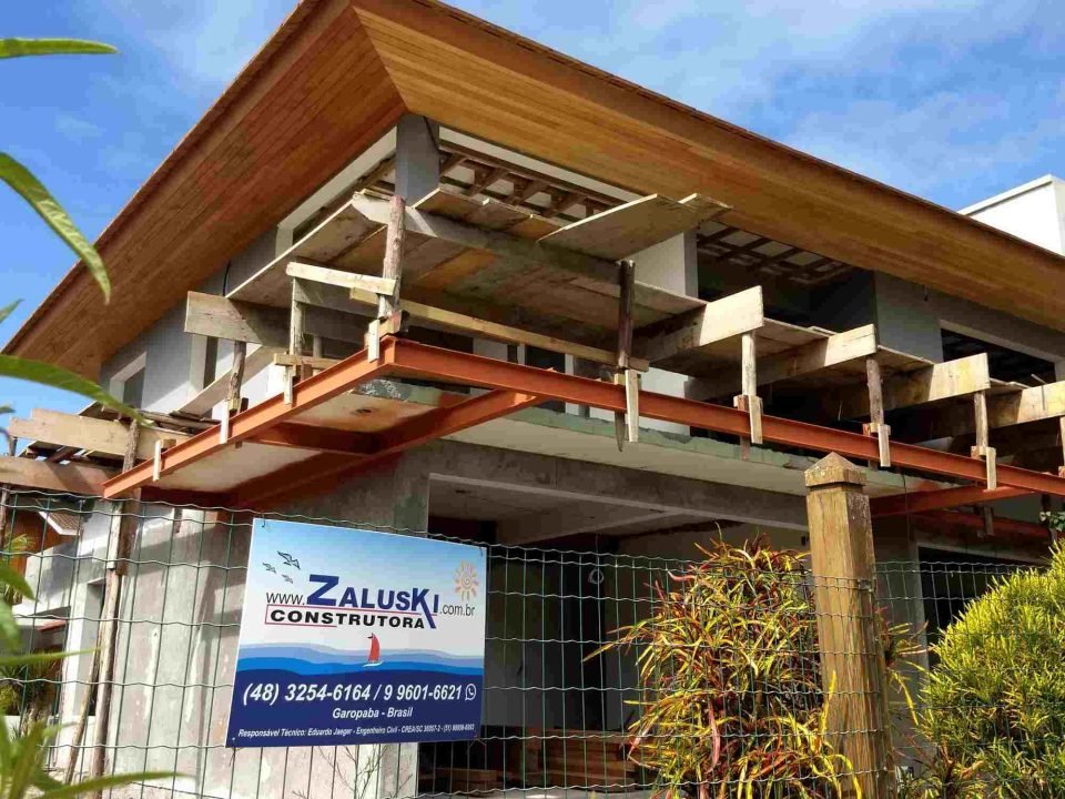 Construtora em Garopaba: Casa de Alto padrão Construtora em Garopaba: Casa de Alto padrão