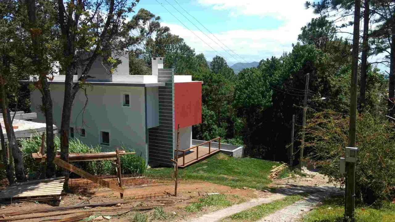 Construtora em Garopaba: Casa na Praia do Silveira Construtora em Garopaba: Casa na Praia do Silveira
