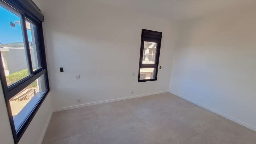 Casa à venda em condomínio fechado – Garopaba