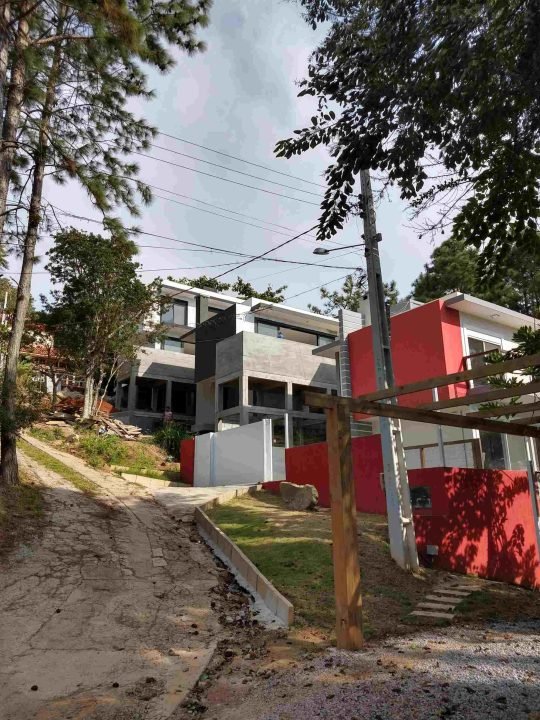 Construtora em Garopaba: Casa na Praia do Silveira Construtora em Garopaba: Casa na Praia do Silveira
