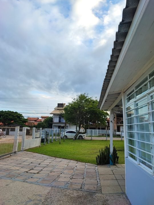 Aluguel de Temporada – Casa perto da praia de Garopaba! Aluguel de Temporada – Casa perto da praia de Garopaba!