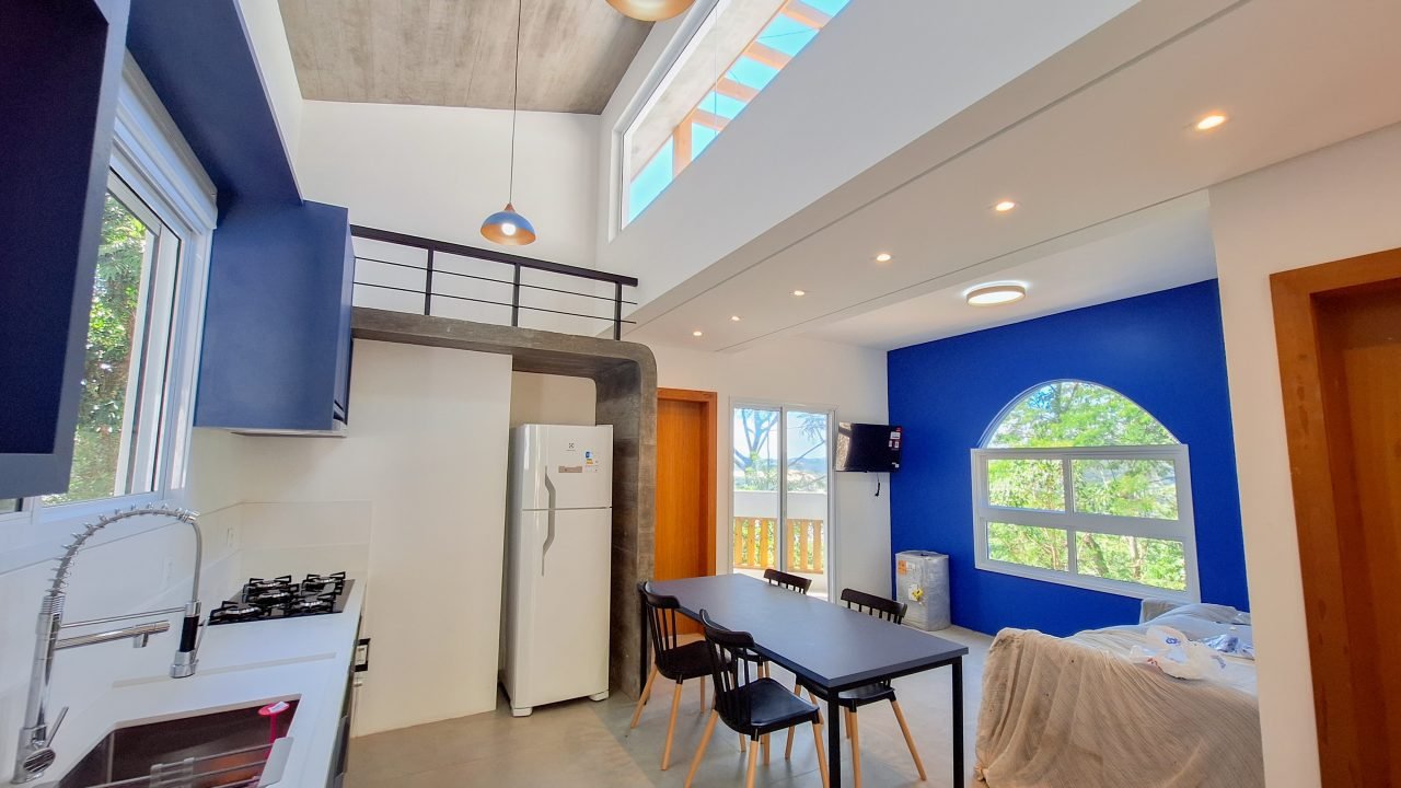 Construtora em Garopaba: Casa com design único no bairro Costa do Macacu Construtora em Garopaba: Casa com design único no bairro Costa do Macacu