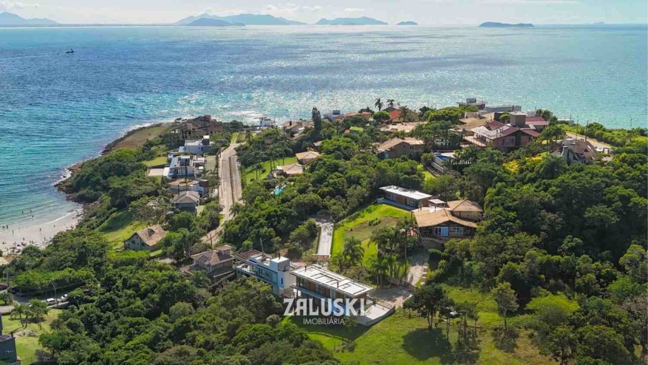 Casa alto padrão – Praia da vigia em Garopaba SC