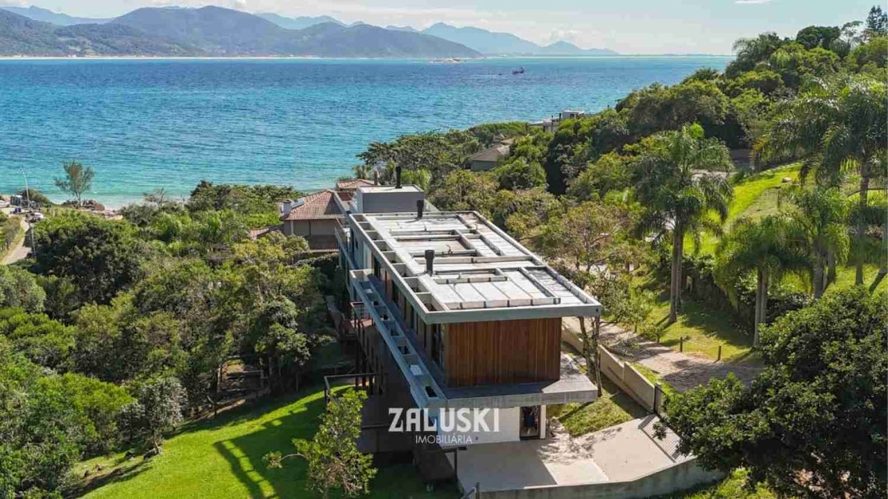 Casa alto padrão – Praia da vigia em Garopaba SC