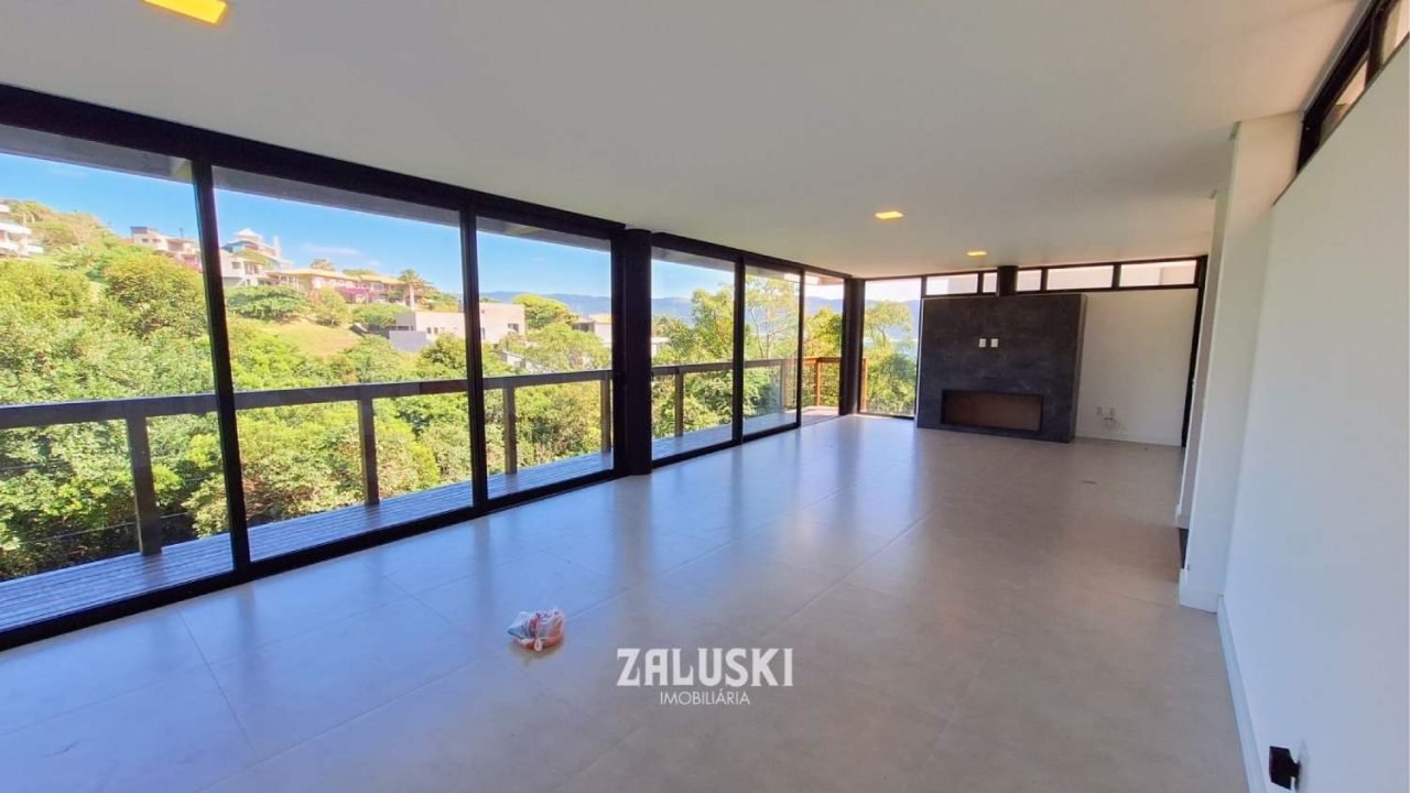 Casa alto padrão – Praia da vigia em Garopaba SC