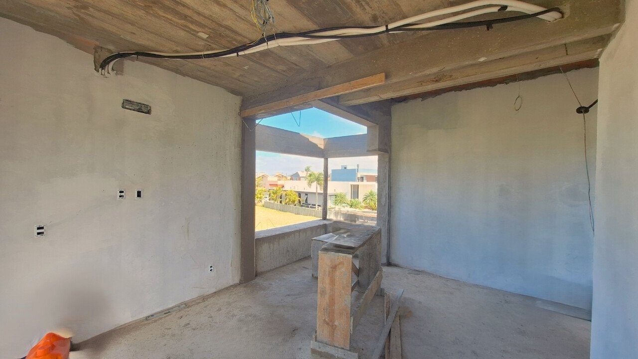 Construtora em Garopaba: Casa aconchegante e moderna