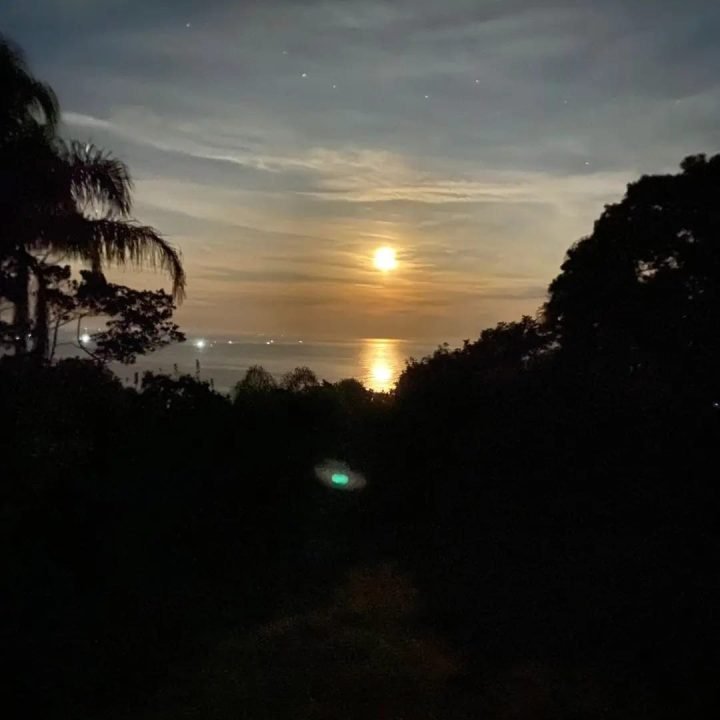 Terreno à venda na Praia da Ferrugem com vista mar – Garopaba/SC
