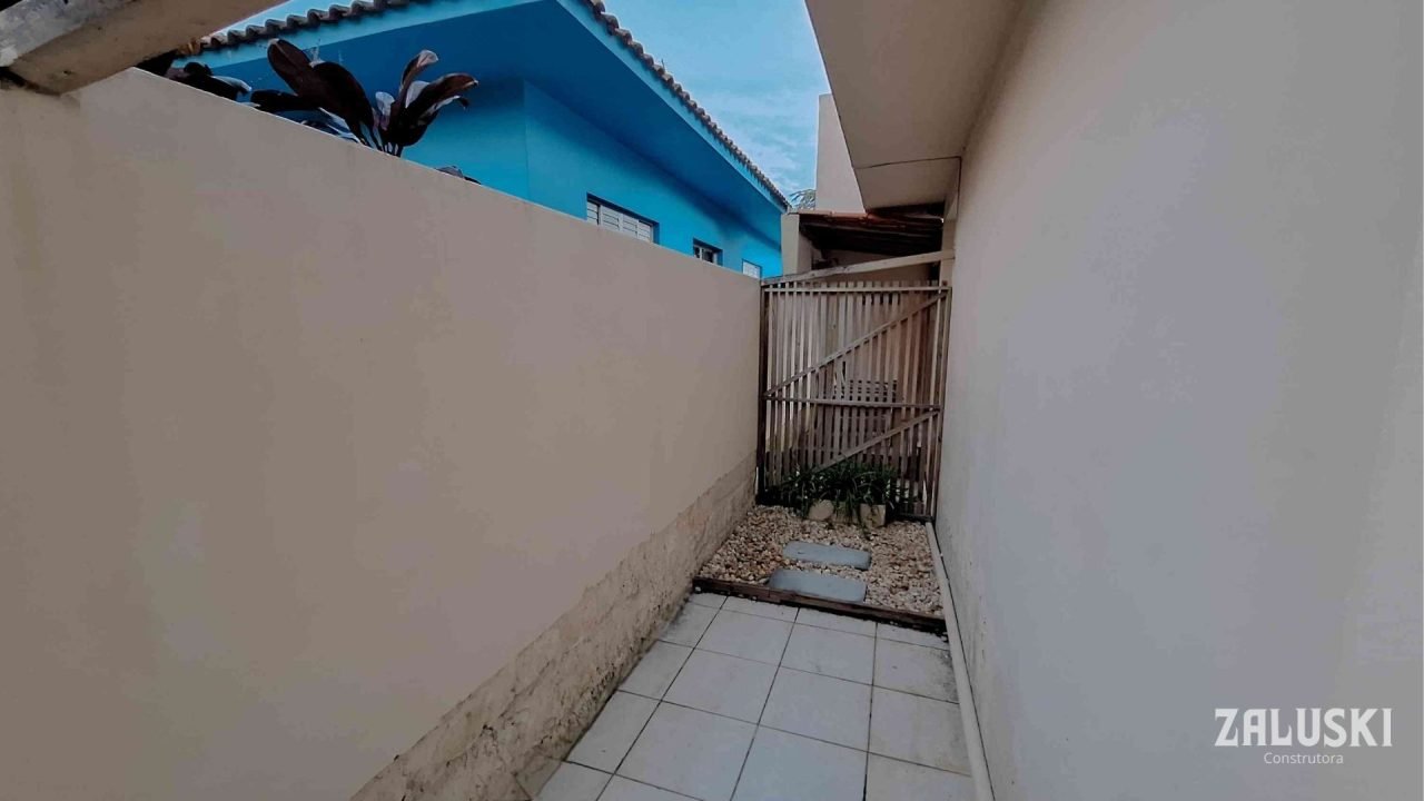 Casas á venda no Centro de Garopaba – SC