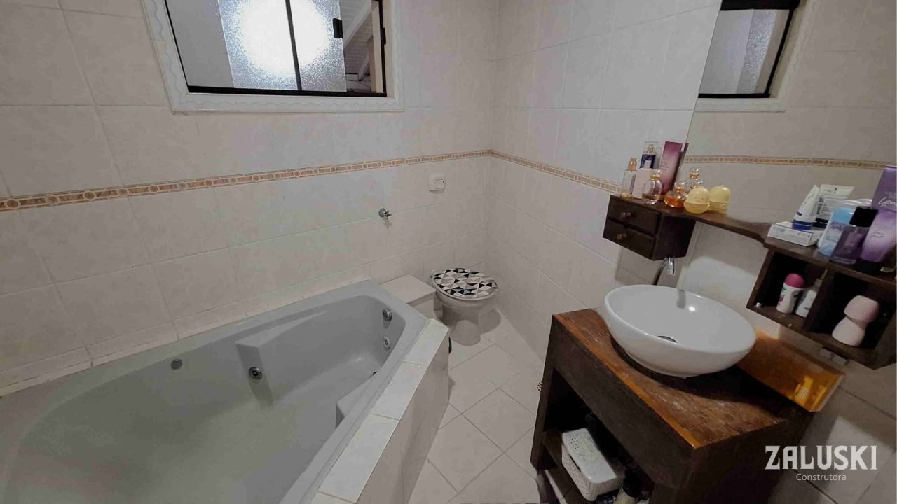 Casas á venda no Centro de Garopaba – SC