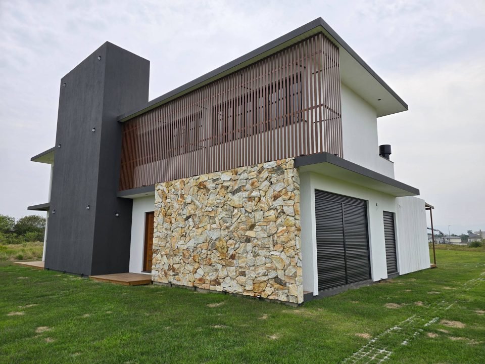 Construtora em Imbituba – 30 anos de experiência Construtora em Imbituba – 30 anos de experiência