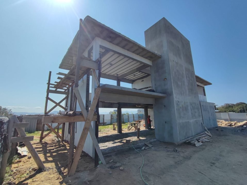 Construtora em Imbituba – 30 anos de experiência Construtora em Imbituba – 30 anos de experiência